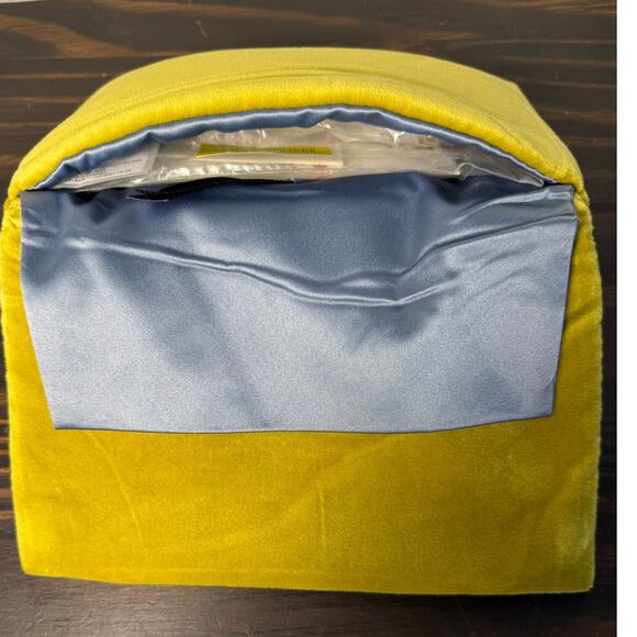 GUCCI Square Frame Gold/Grey Sunglasses with Charms, Bags - Picture 14 of 16